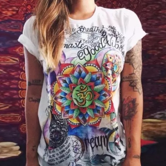 Tops - Graffic Crew Neck T- Shirt